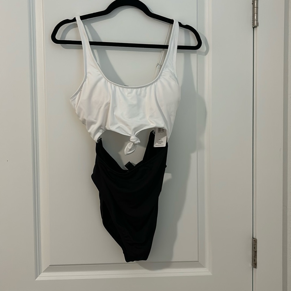 Hurley bathing suit NWT